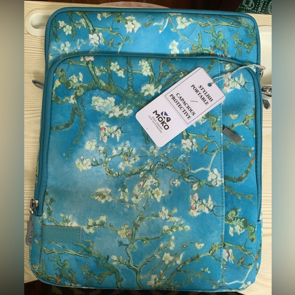 NWT! LAPTOP/TABLET CASE for 13.3-14”